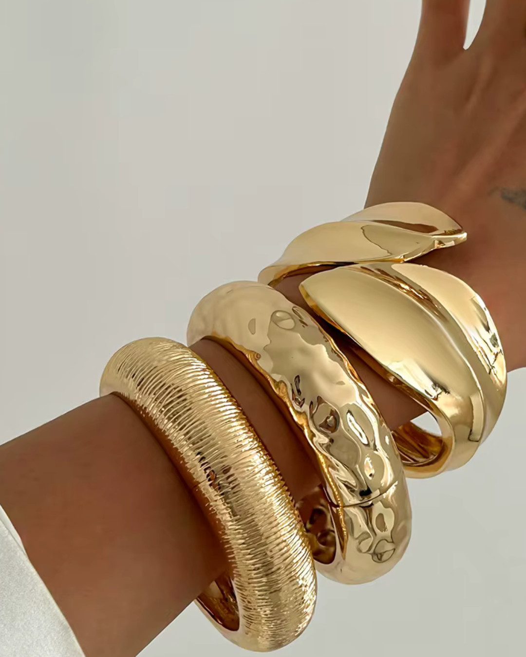Zenya Cuff